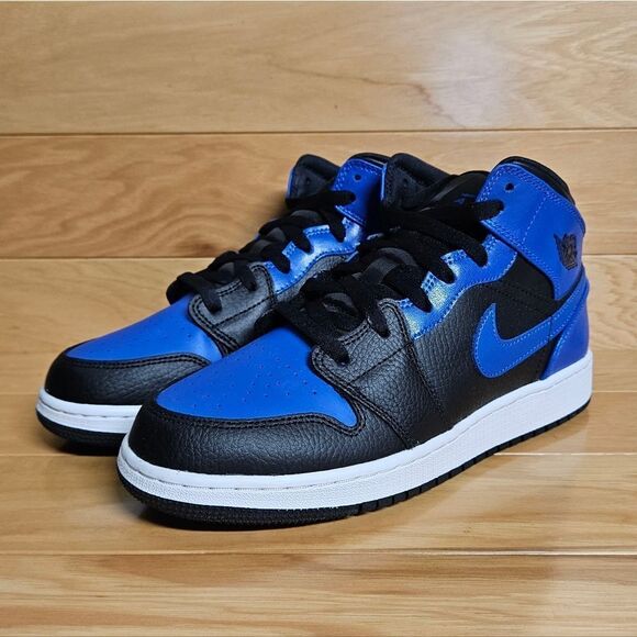 Air Jordan 1 Mid Black Hyper Royal Blur White Size 7 Youth Kids GS 554725-077 - Picture 5 of 11